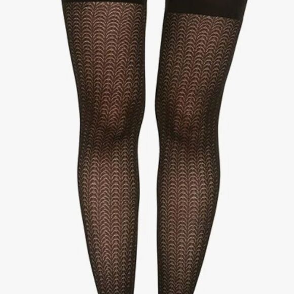 NEW Assets by Sara Blakely Spanx Black Textured Wish Bone Tights 2049 Size 3 - Picture 7 of 7